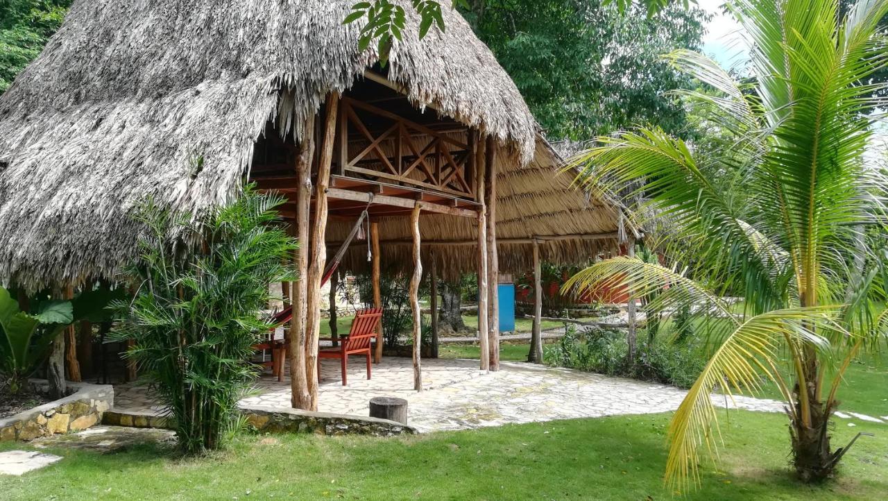 Alice Guesthouse El Remate Exterior foto